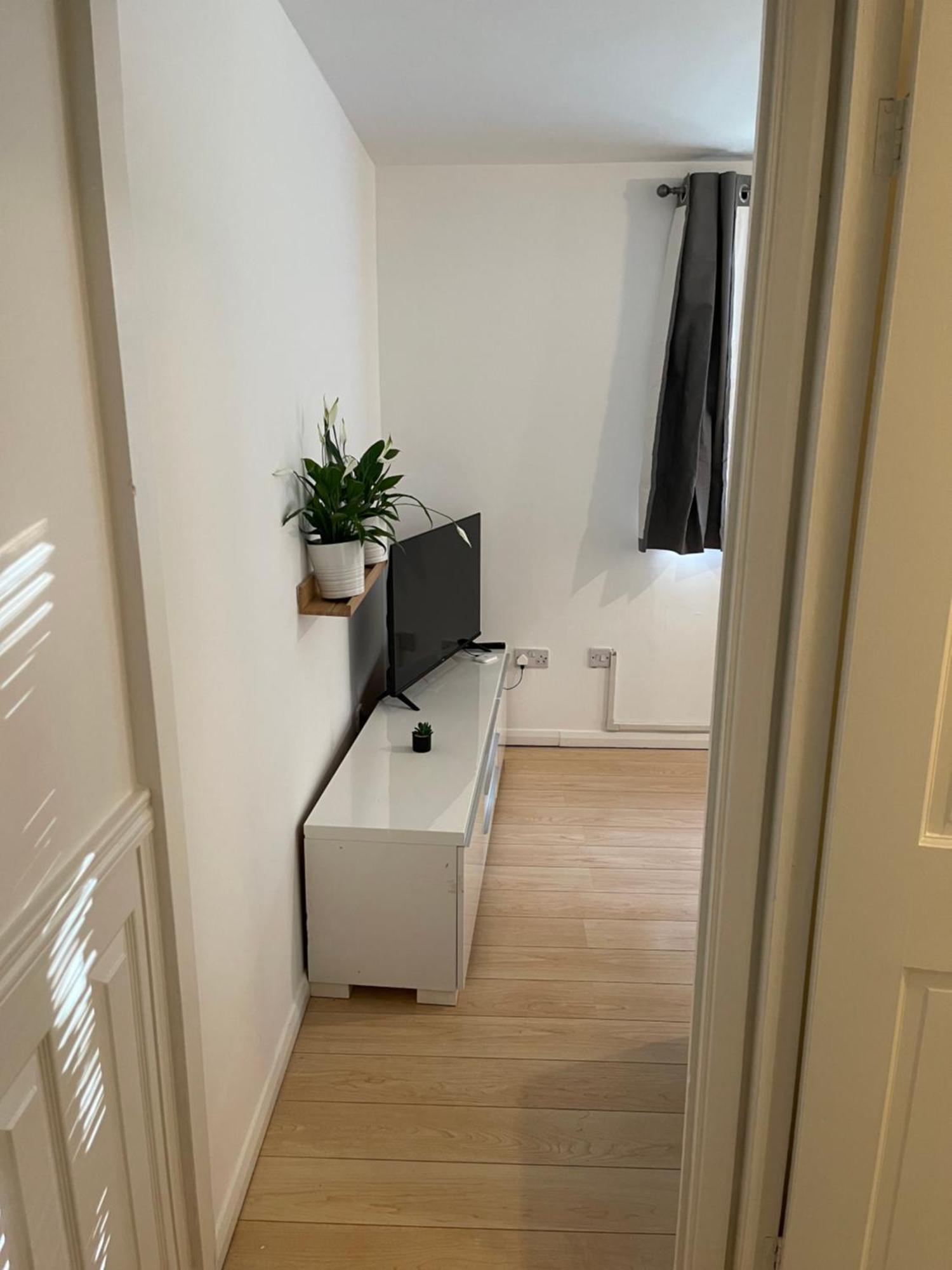 Cosy Flat Behind A Creekbeach In Grays Buitenkant foto